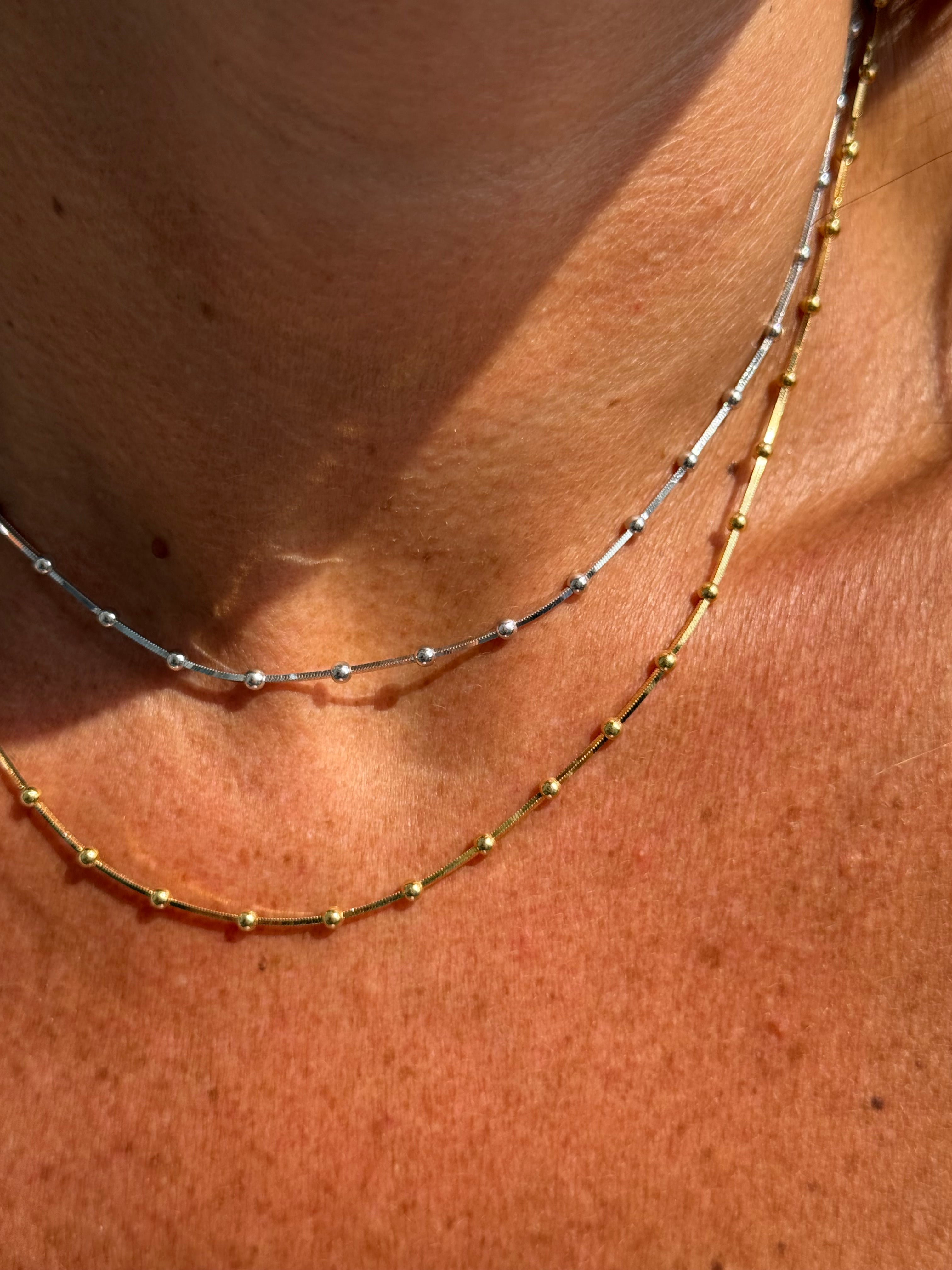 COLLIER MINI BOULE AJUSTABLE