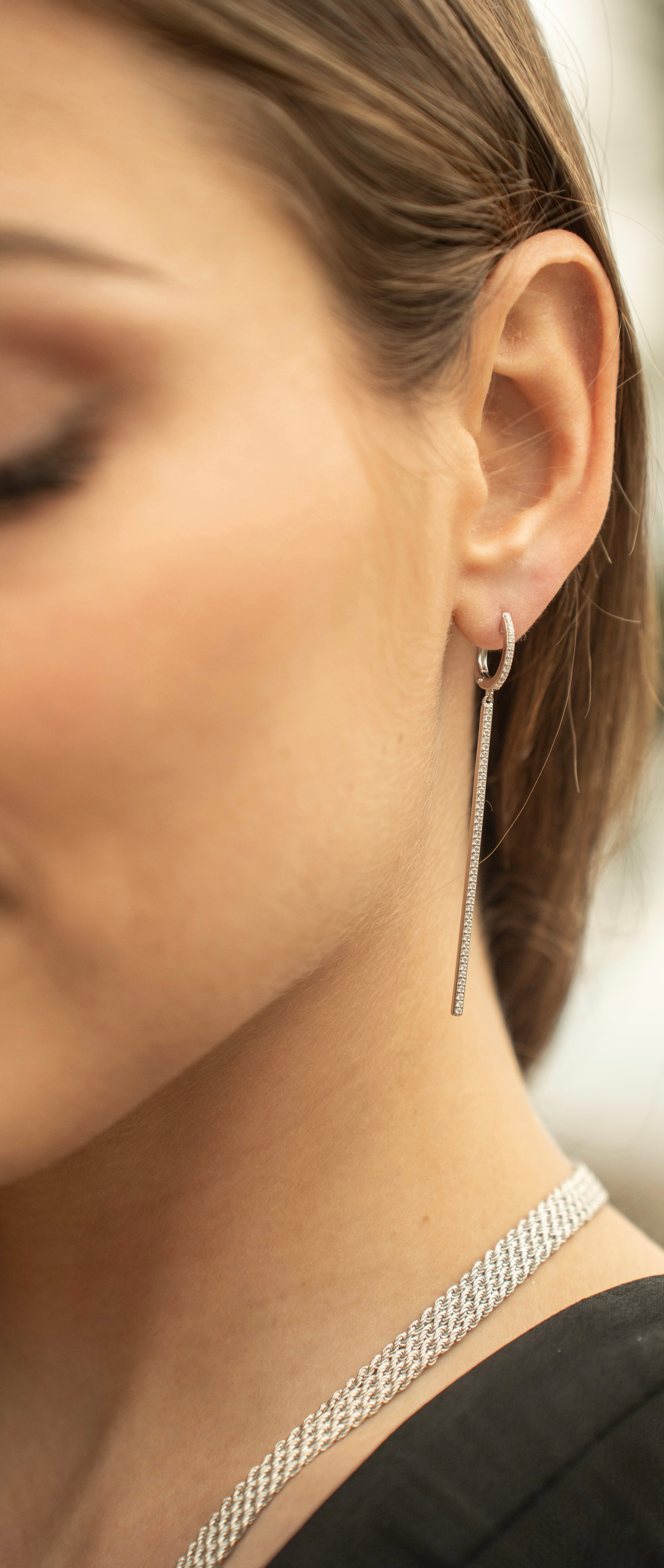 BOUCLES D'OREILLES PENDANTE BAR
