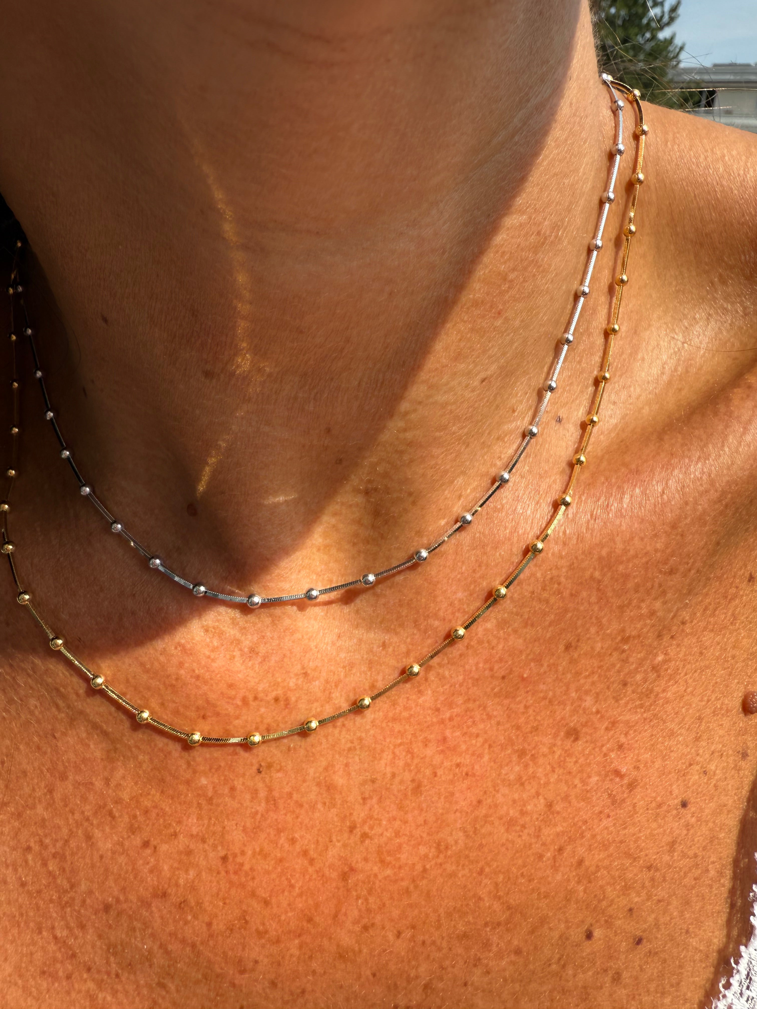 COLLIER MINI BOULE AJUSTABLE