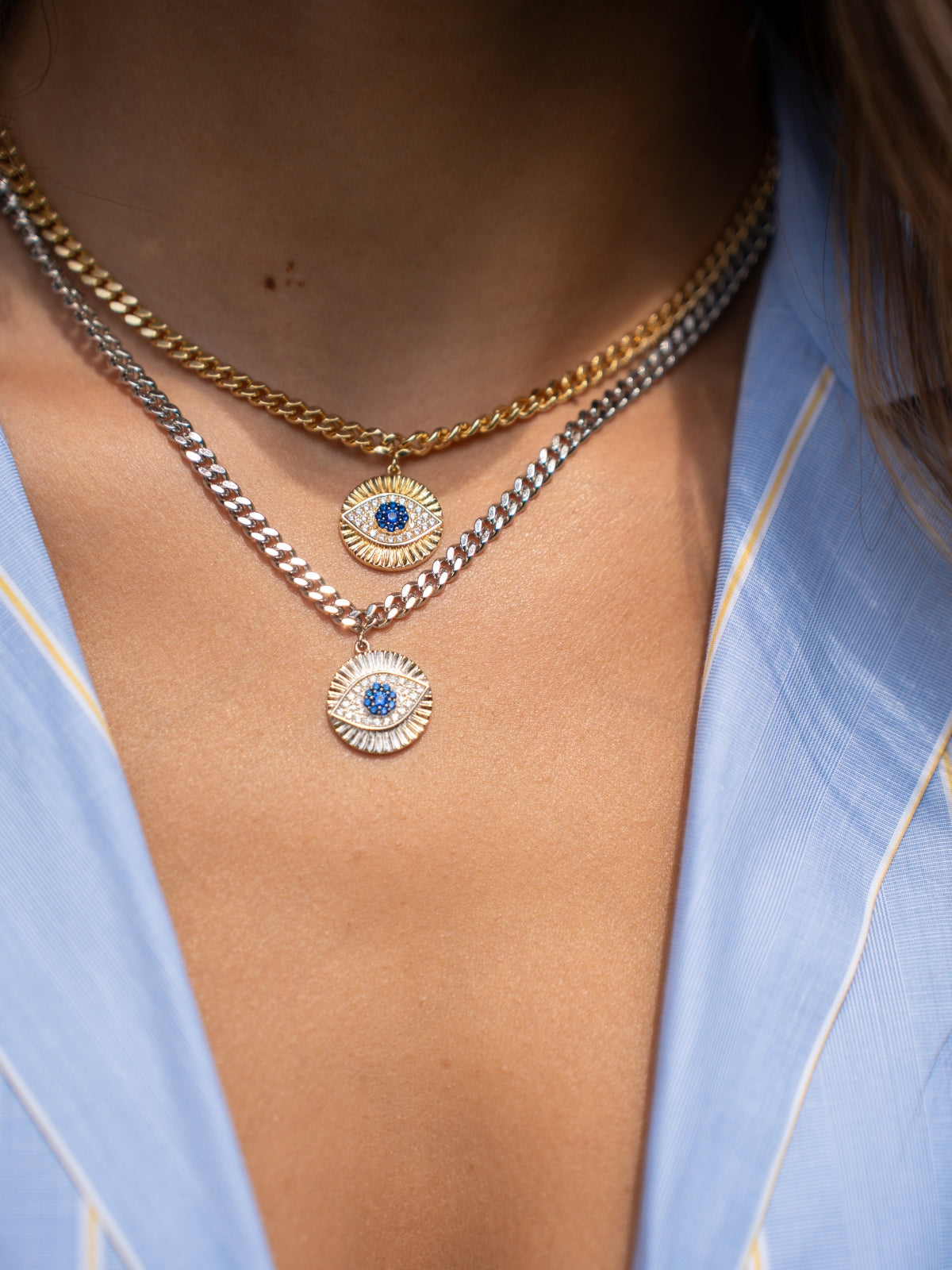 COLLIER GRAND OEIL