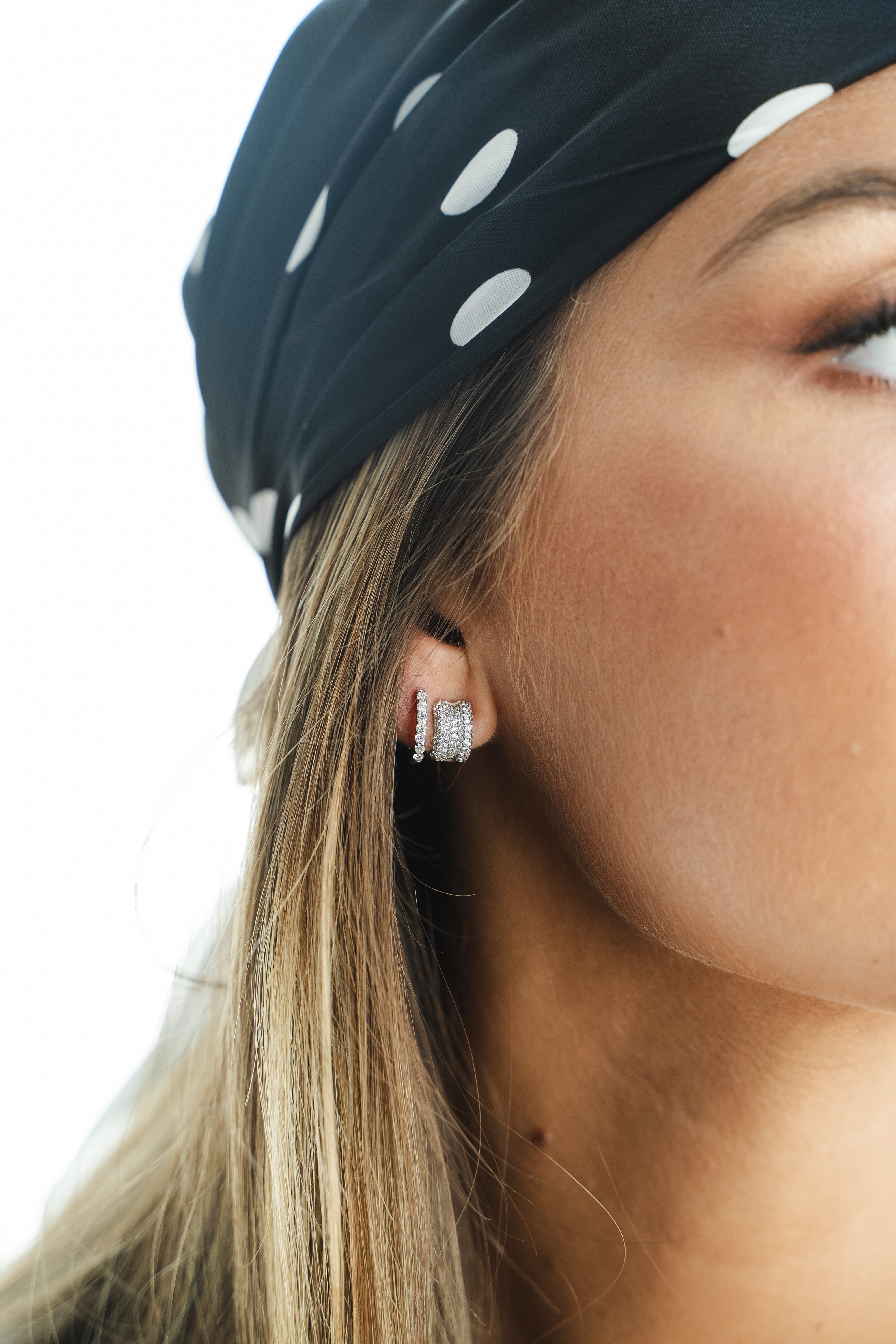 BOUCLE D'OREILLE MINI HOOP