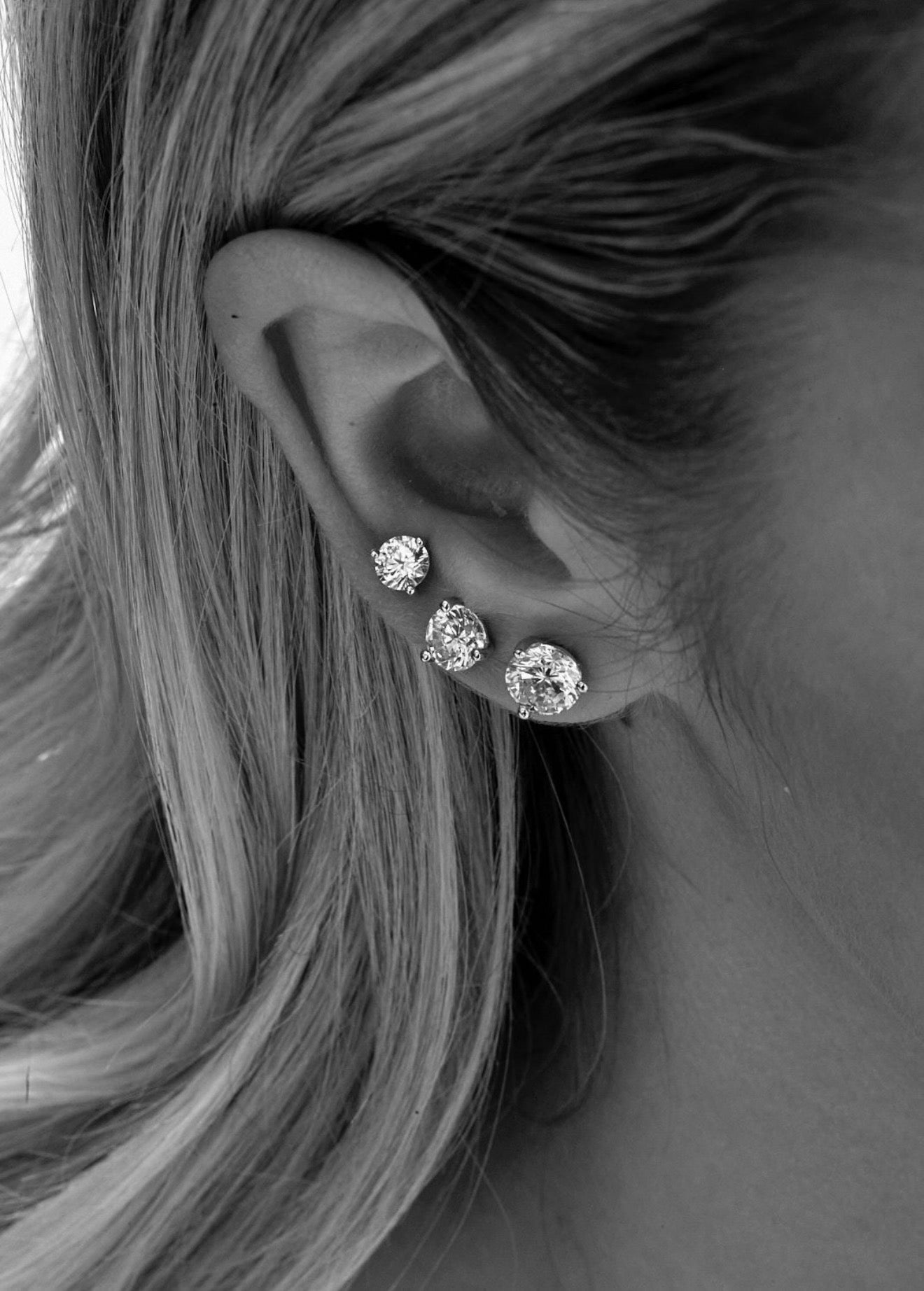 BOUCLES D'OREILLES PUCE OR BLANC