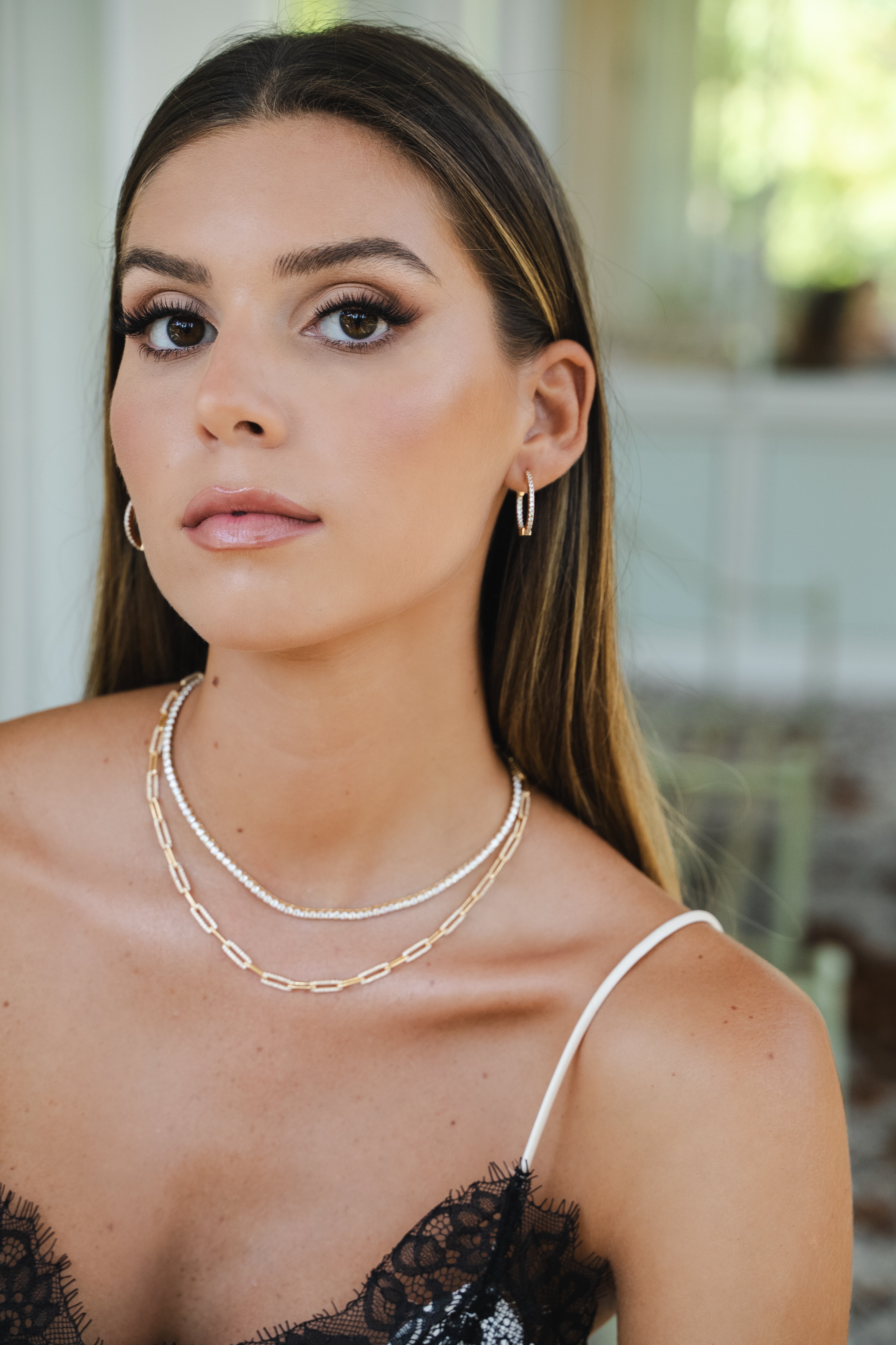 PETITE CRÉOLE FINE EN ZIRCON