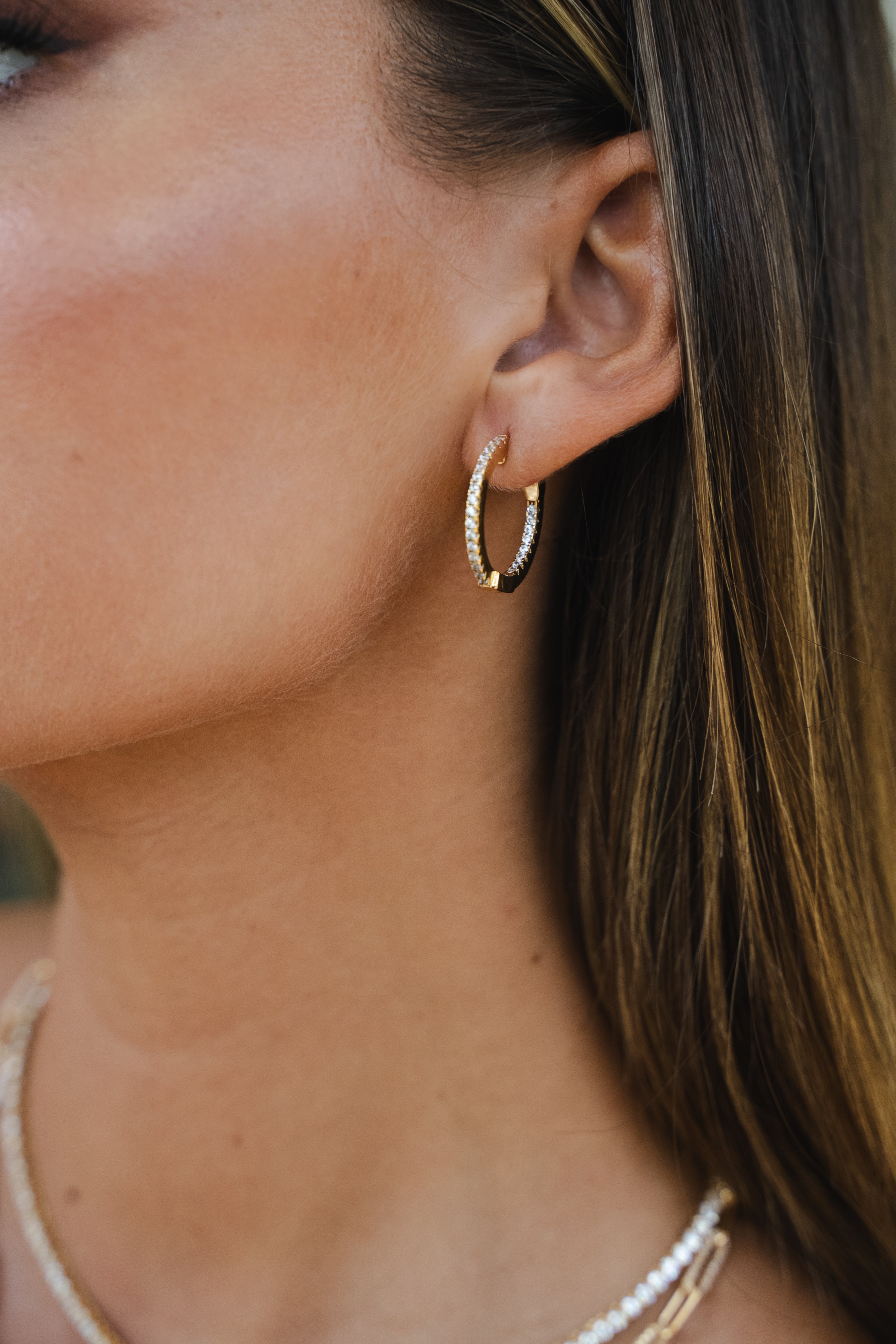 PETITE CRÉOLE FINE EN ZIRCON